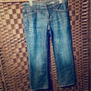 Limited edition Capri